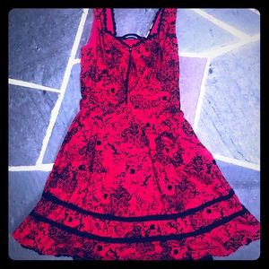 Red skull lacy black dress